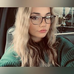 Meet your Posher, Savannah